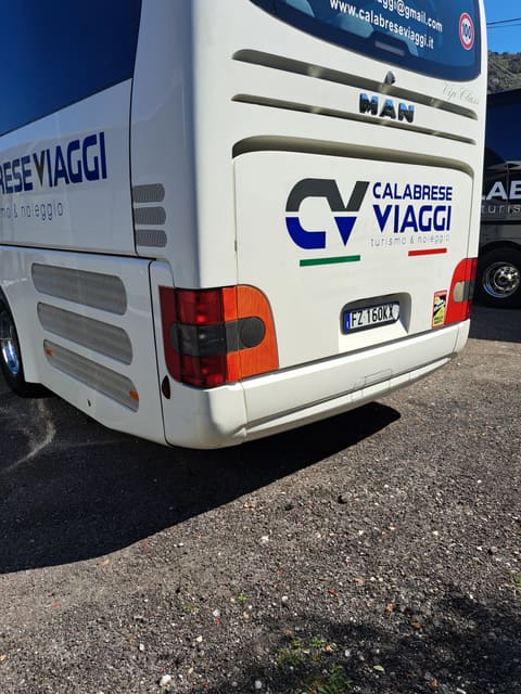 Automezzi, lavoro realizzato da Public Look